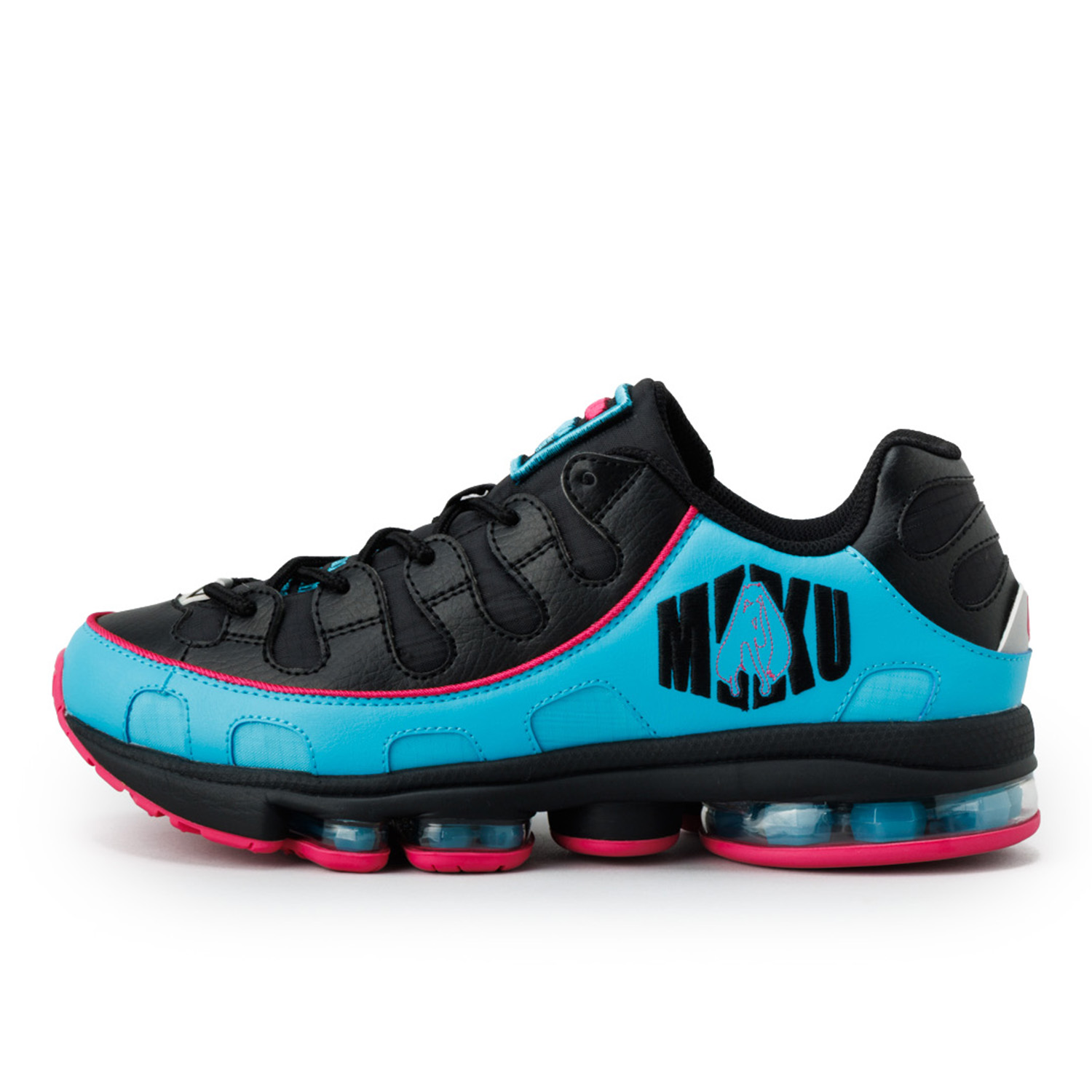 SILVA TRAINER × MIKU”