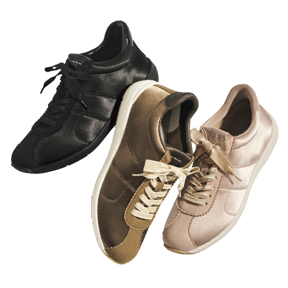 サテンソフトフラットスニーカー 620