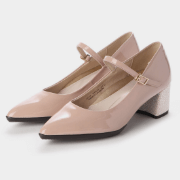 ポインテッドヒールニーカーストラップ（ピンクベージュ）　¥14,190税込