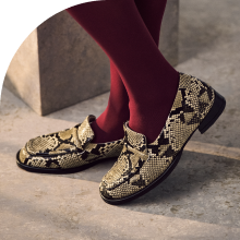 スタイリッシュレザーローファー 810