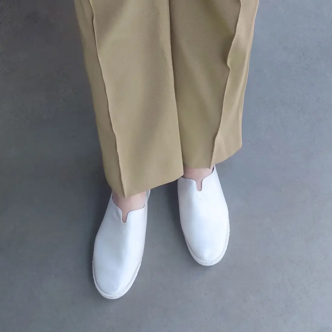 【魔法の靴】ソフトバブーシュ（シルバー）