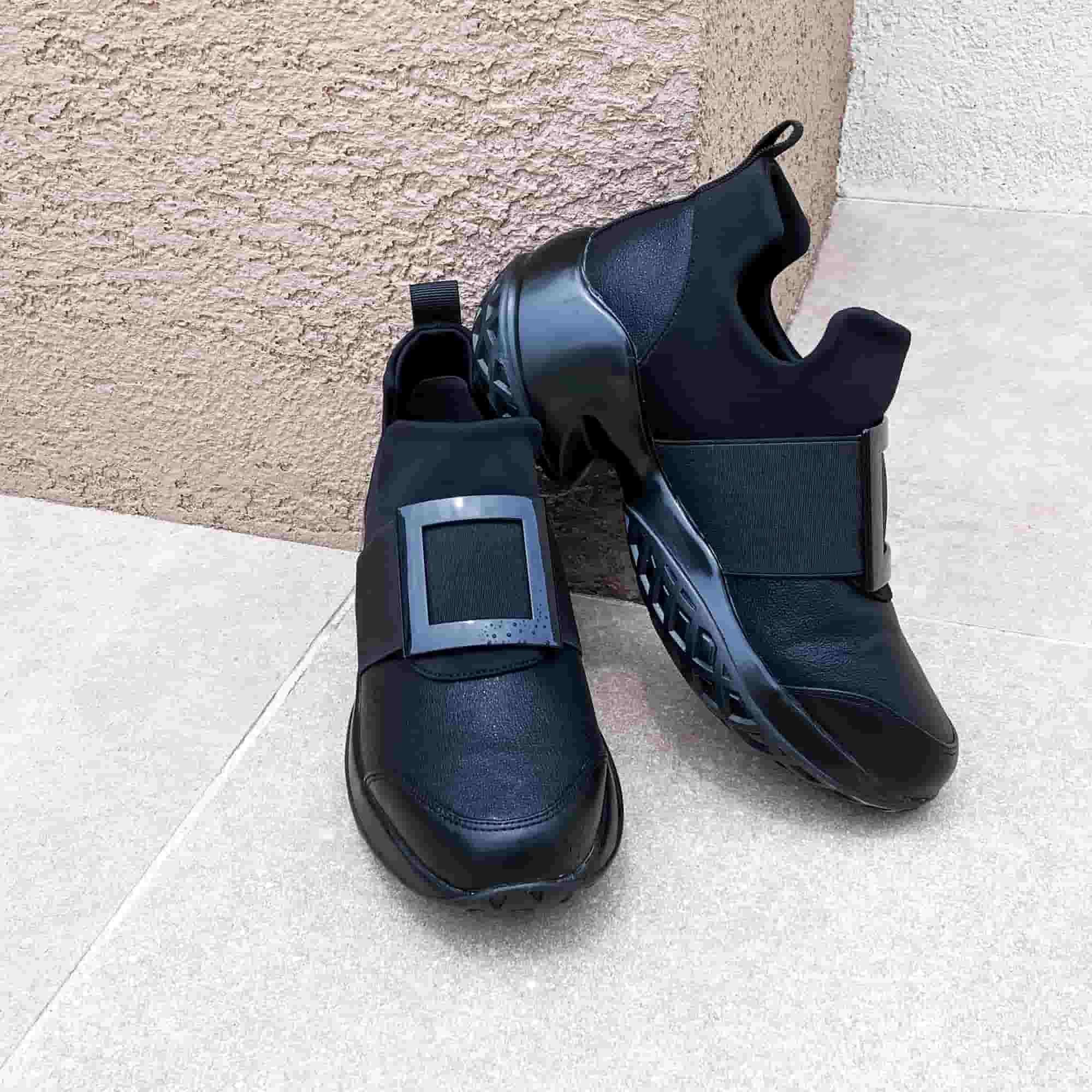 エンチャンテッドenchanted晴雨兼用ウェッジヒールメタルバックルスニーカー