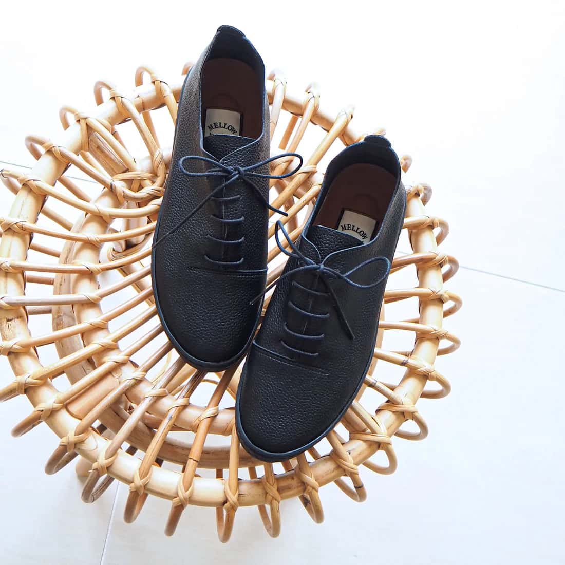 エンチャンテッドenchanted【魔法の靴】ソフトバブーシュレースアップシューズ