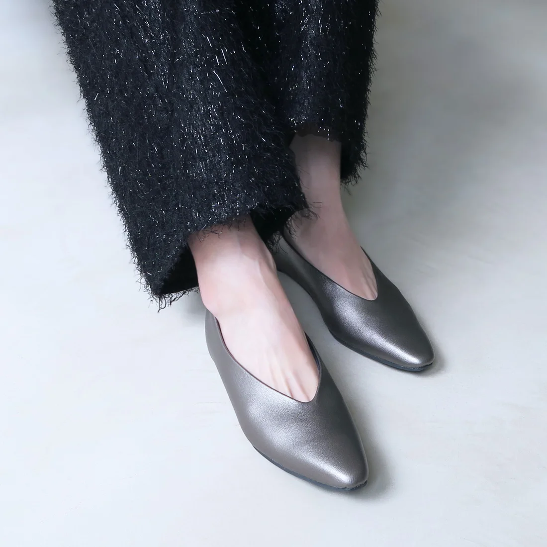 エンチャンテッドenchanted晴雨兼用深甲Vカットフラットシューズ