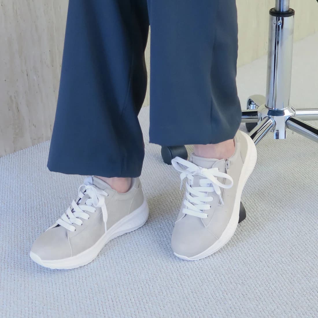 サイドジップレースアップスニーカー （ライトグレー）