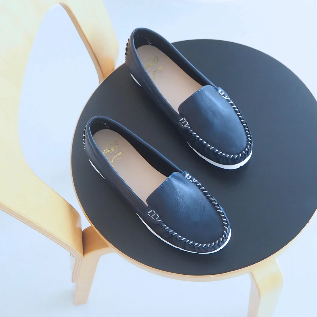 エンチャンテッドenchantedプレーンモカシン