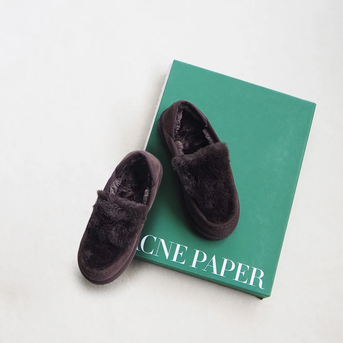 エンチャンテッドenchantedエコファーモックバブーシュ