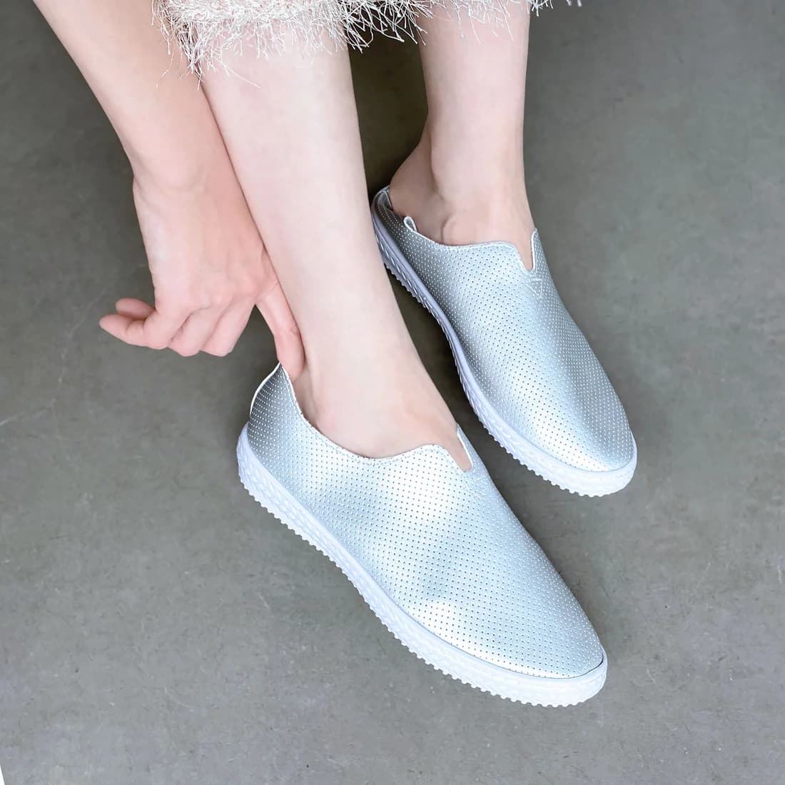 パンチングメッシュソフトバブーシュ（シルバー）