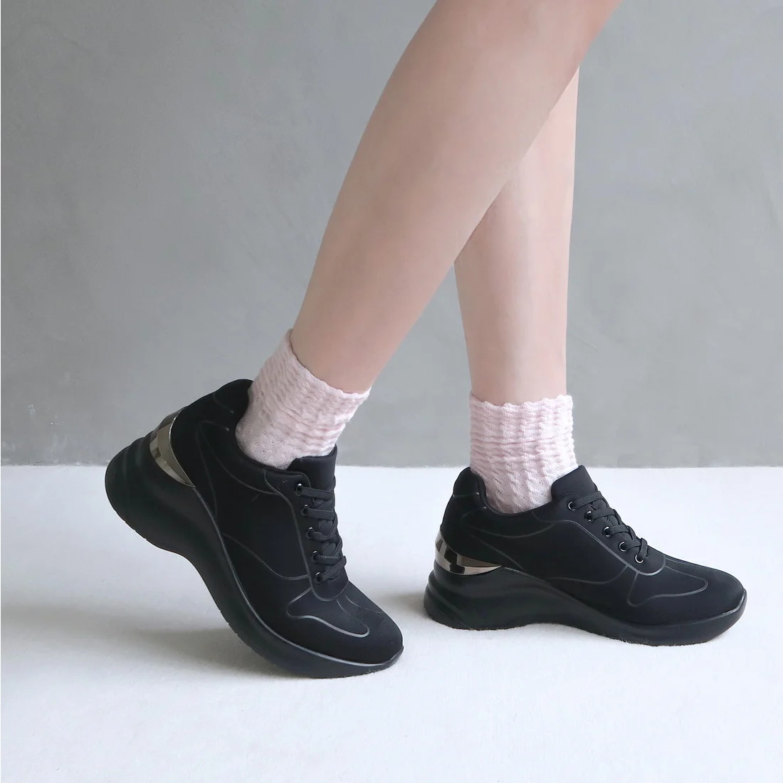 トリックラインスリッポンスニーカー（ブラック）