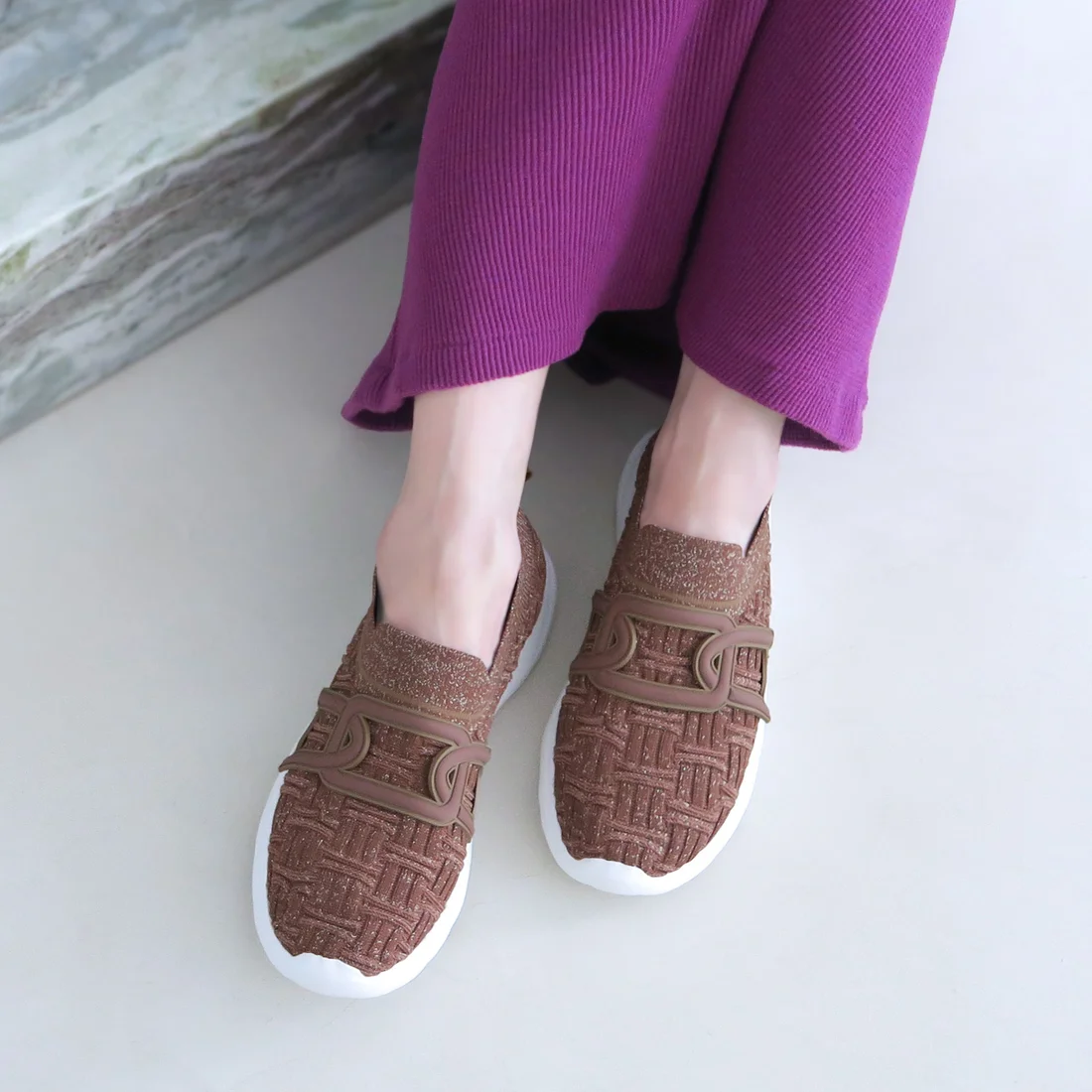 モチーフニットスリッポンスニーカー(ダークピンク)