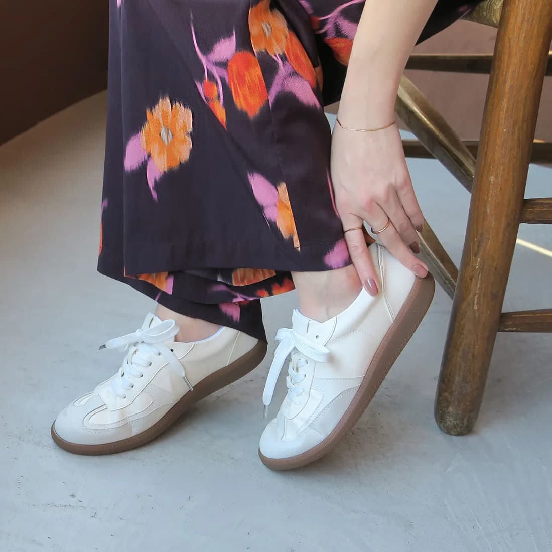 ジャーマントレーナーアレンジスニーカー（ホワイト）