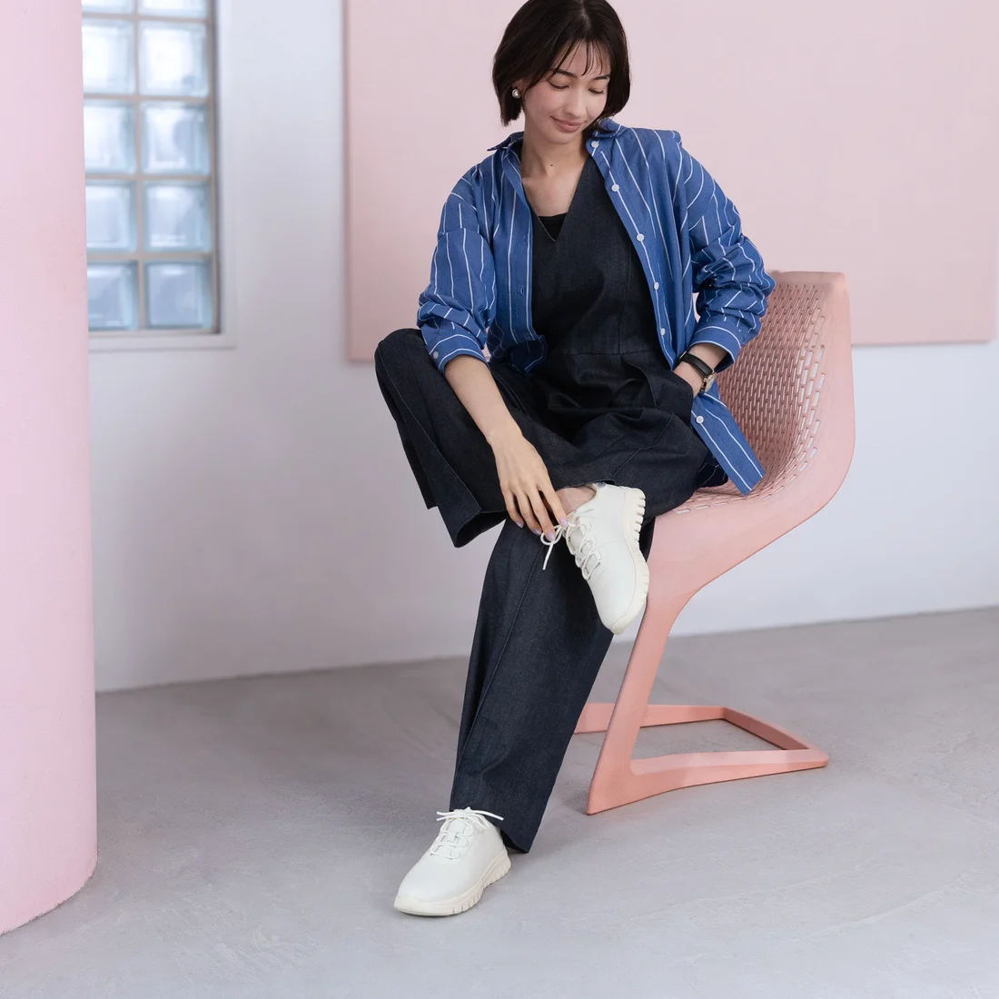 エンチャンテッドenchantedアクションレザーシューレースゴムスニーカー