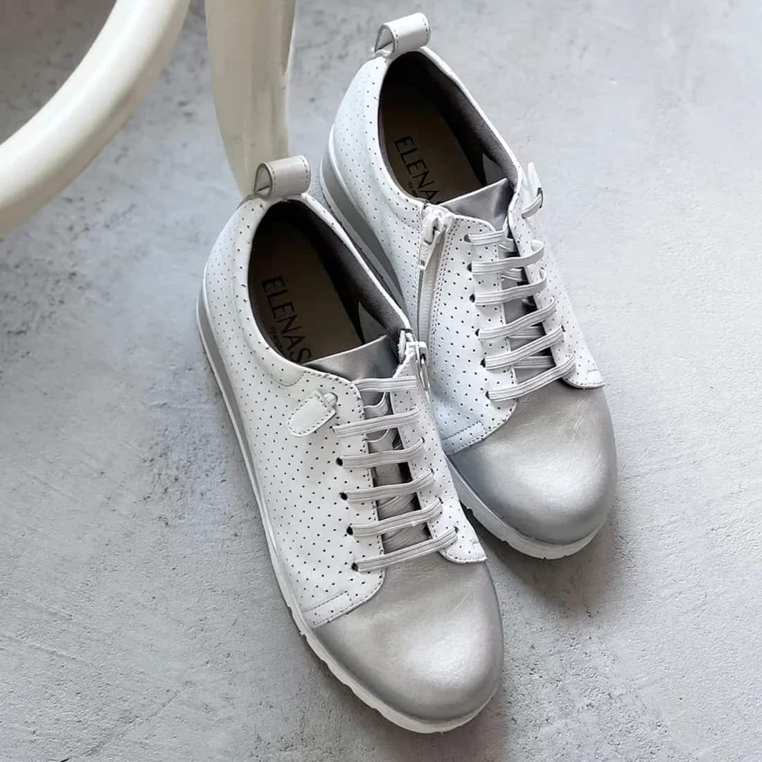 本革サイドジップエラスティックレースウェッジスニーカー（ホワイト）