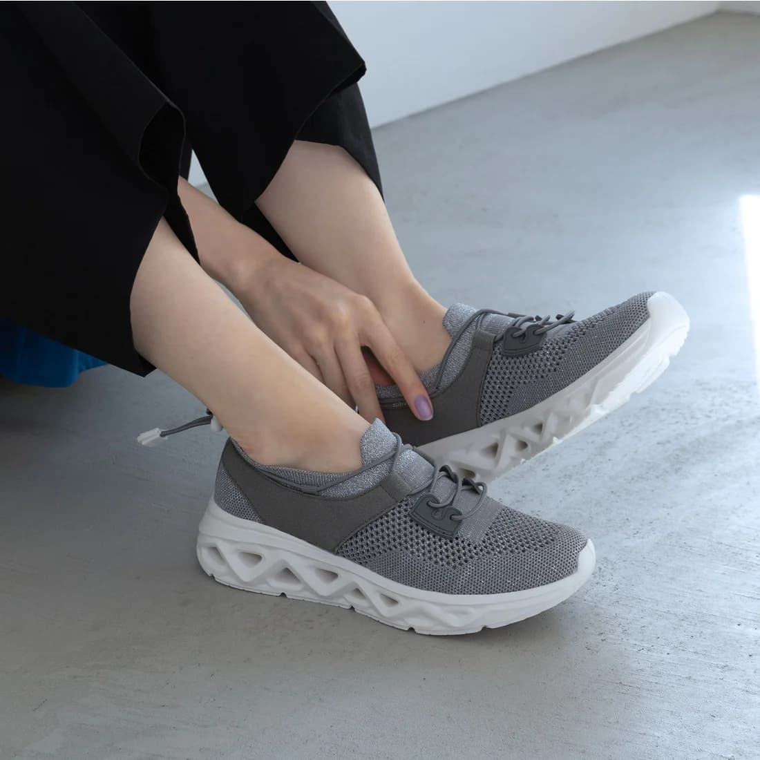 エアリーソールエラスティックレースニットスニーカー