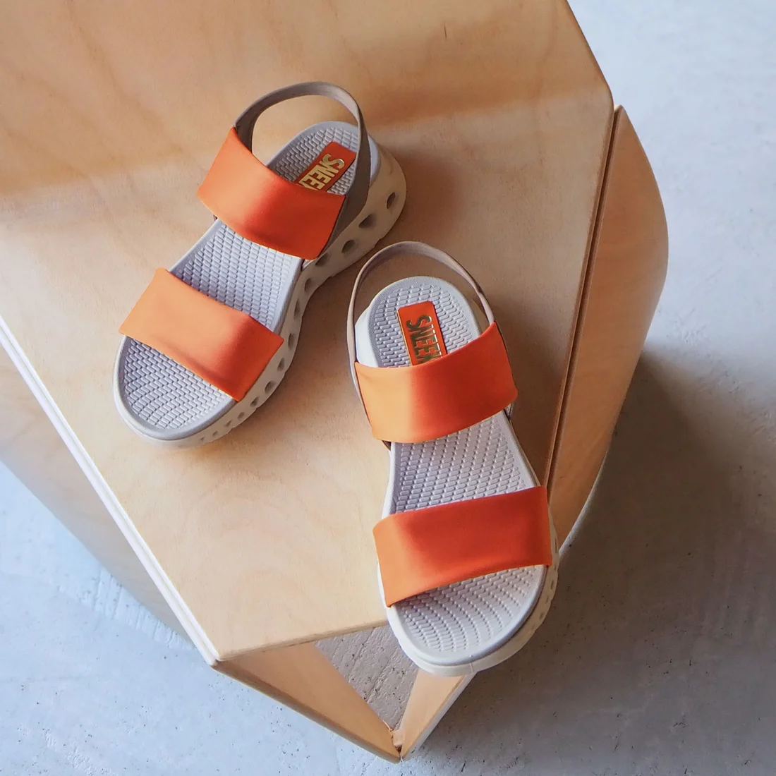 本革ソフトレザーアクセントバブーシュ