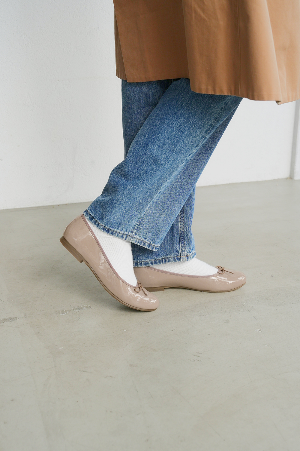 (取寄) フライ レディース エマ バレエ Frye women Emma Ballet White ▽ 固有css ===== --> -Emma Francis / エマ フランシス 公式