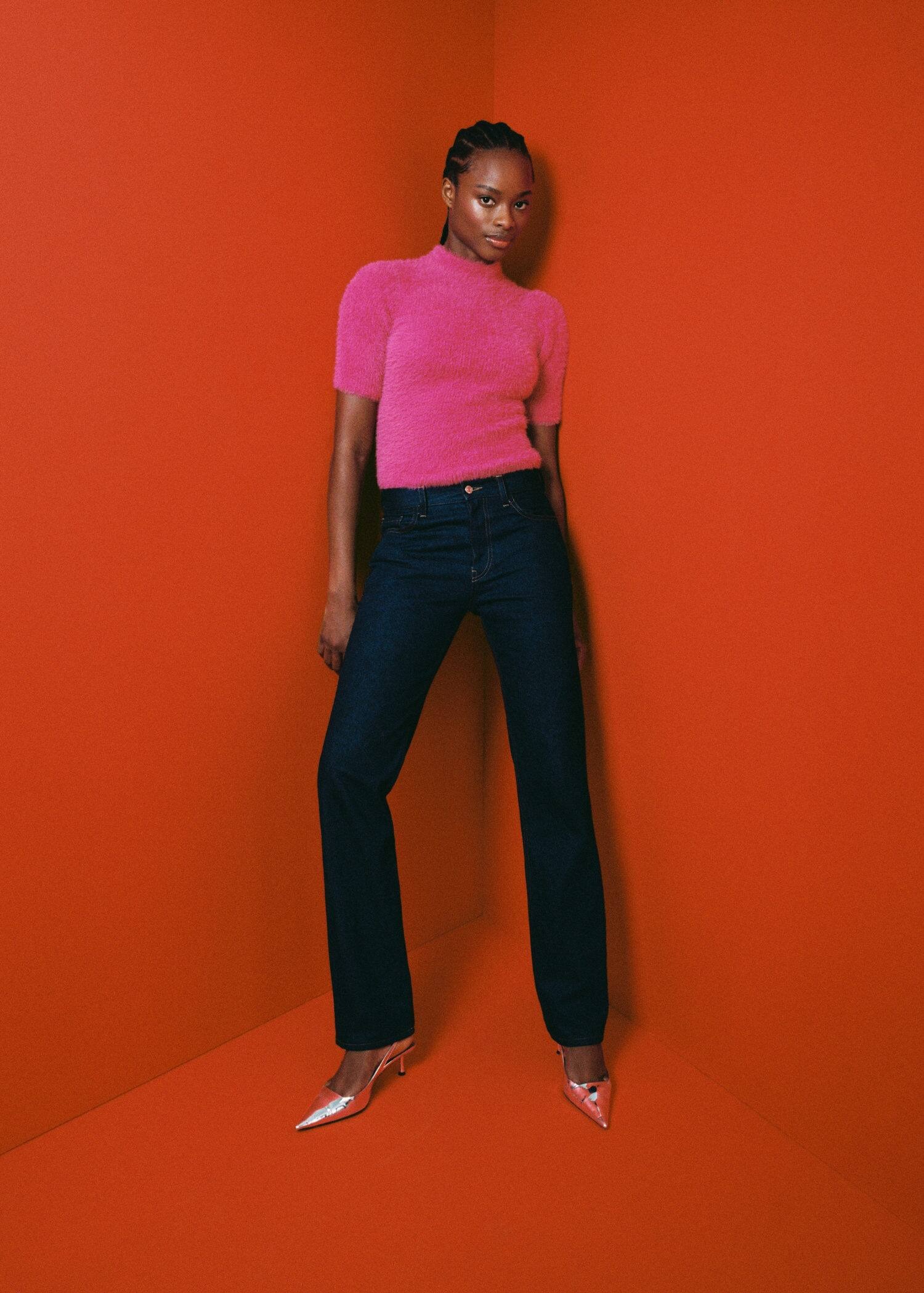 MANGO - IN THE SPOTLIGHT