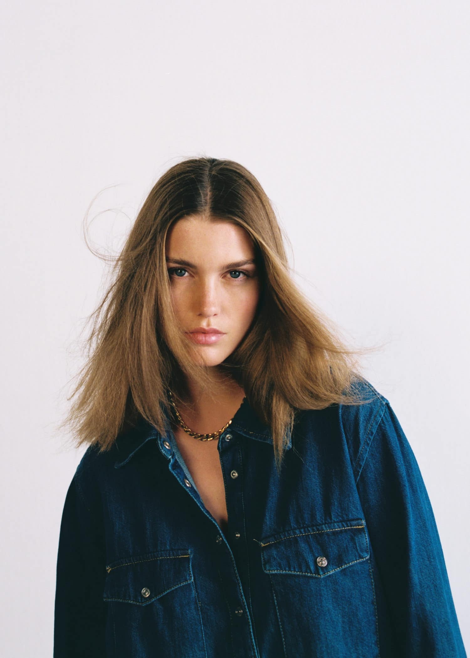 MANGO - LOOKING PREPPED