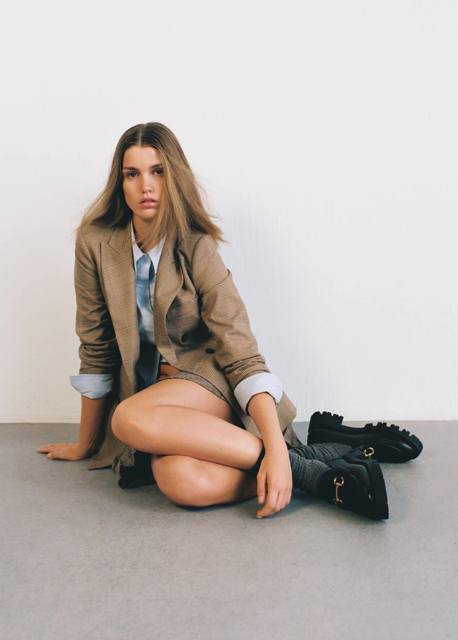 MANGO - LOOKING PREPPED