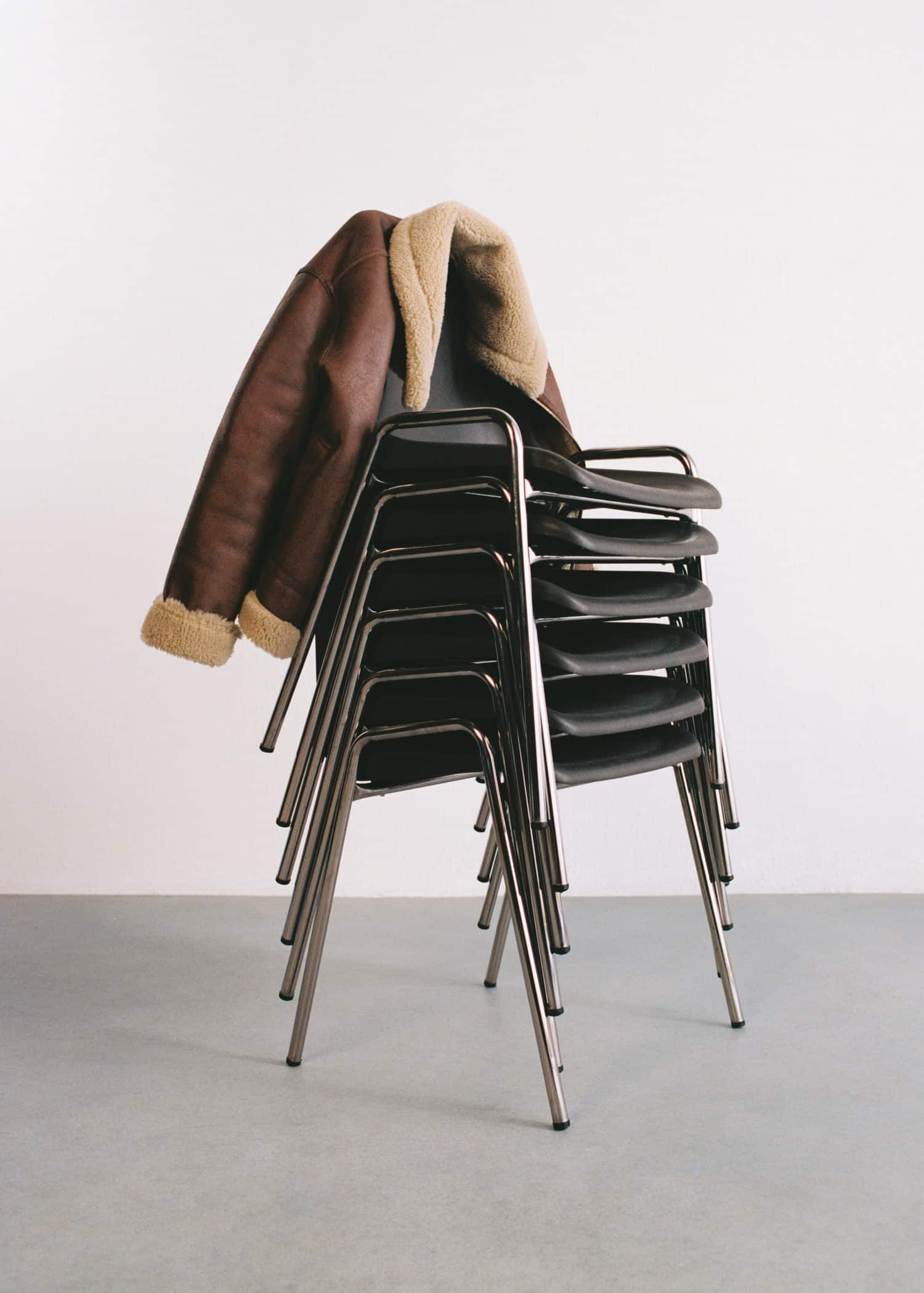 MANGO - LOOKING PREPPED