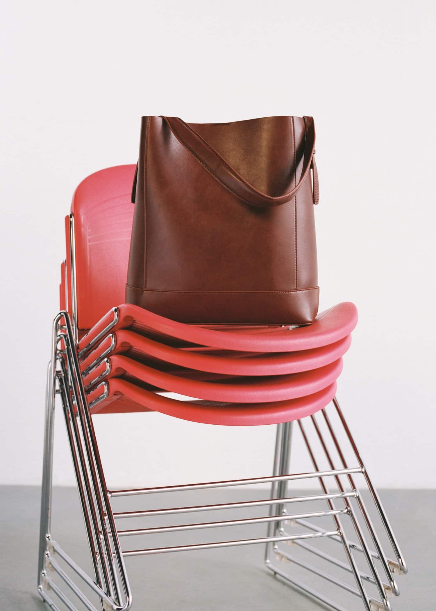 MANGO - LOOKING PREPPED