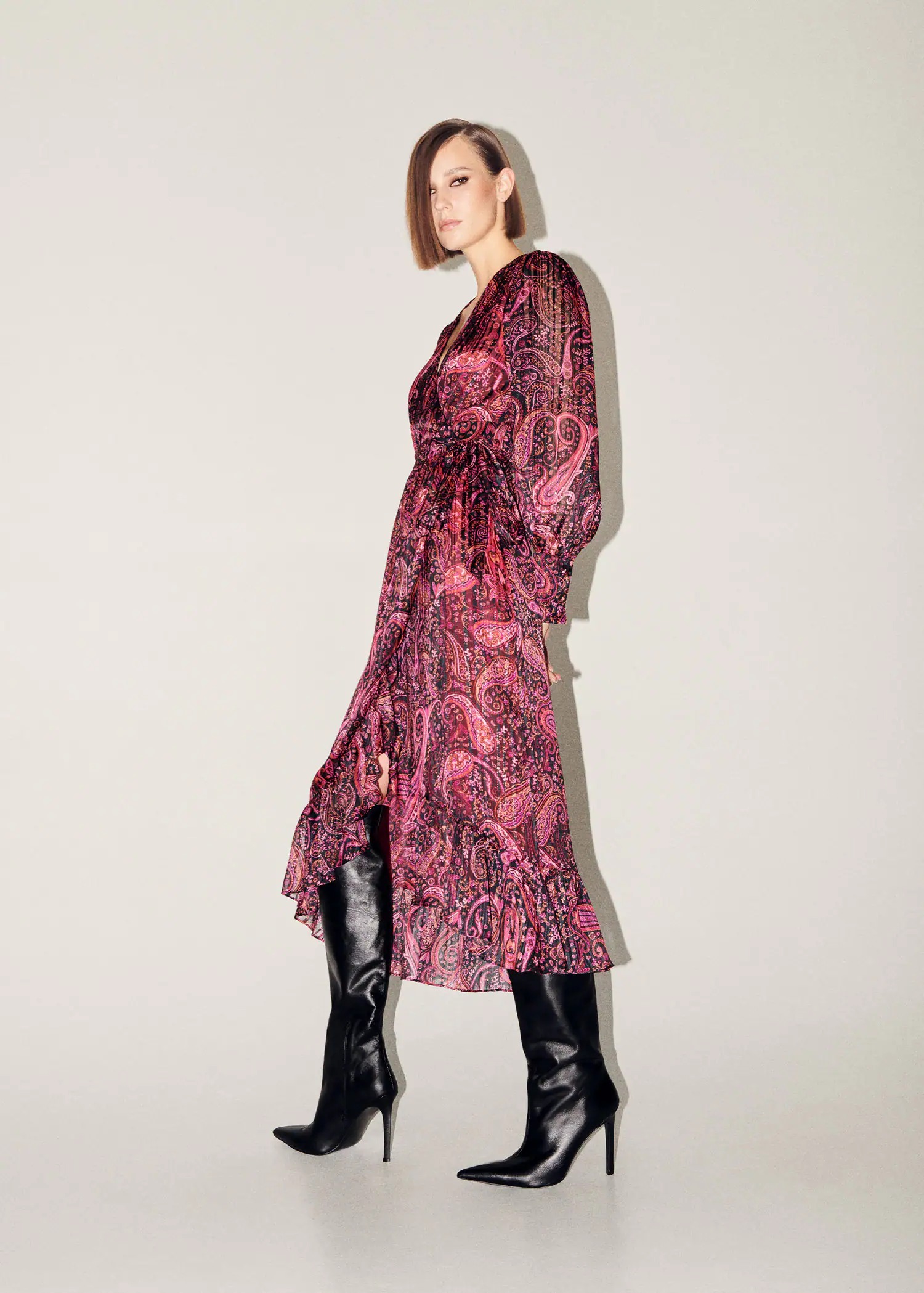 MANGO - GLAMOUR AND GLITZ