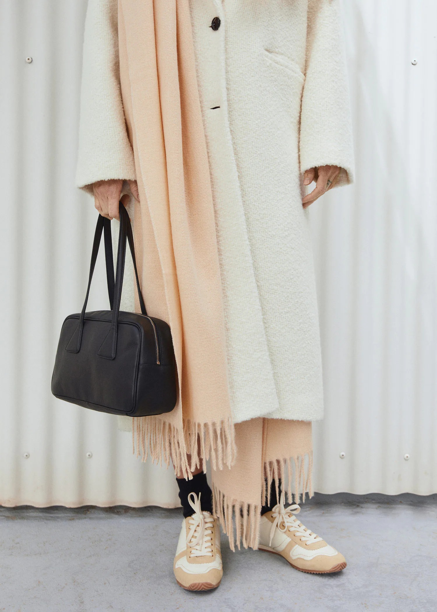 MANGO - COSY STAPLES