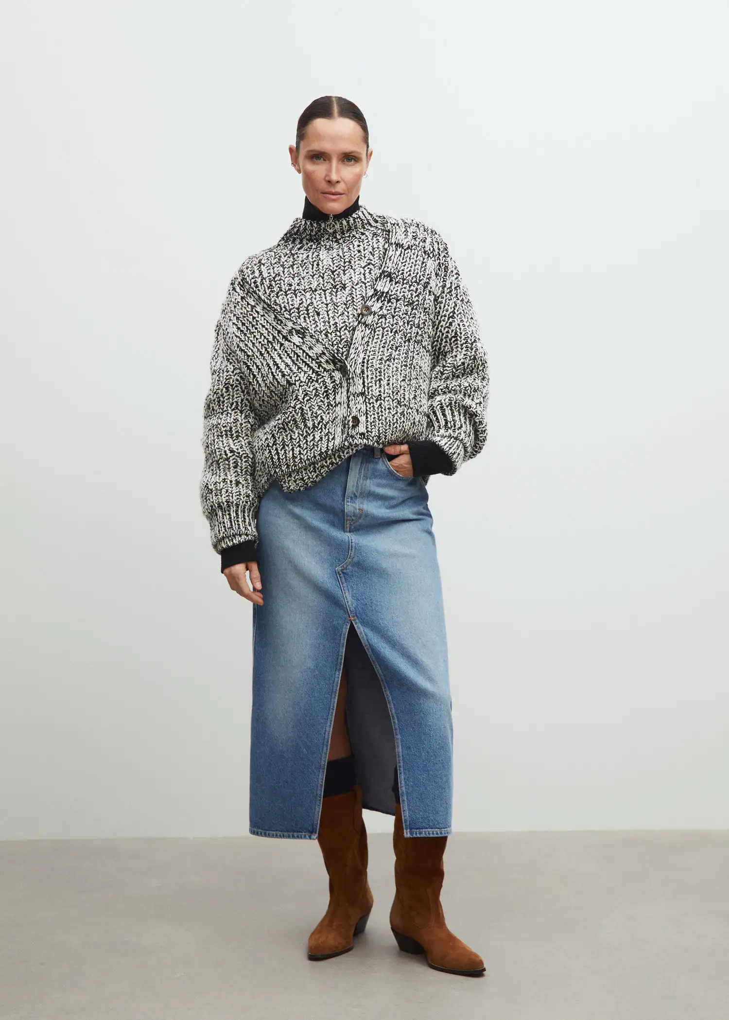MANGO - COSY STAPLES