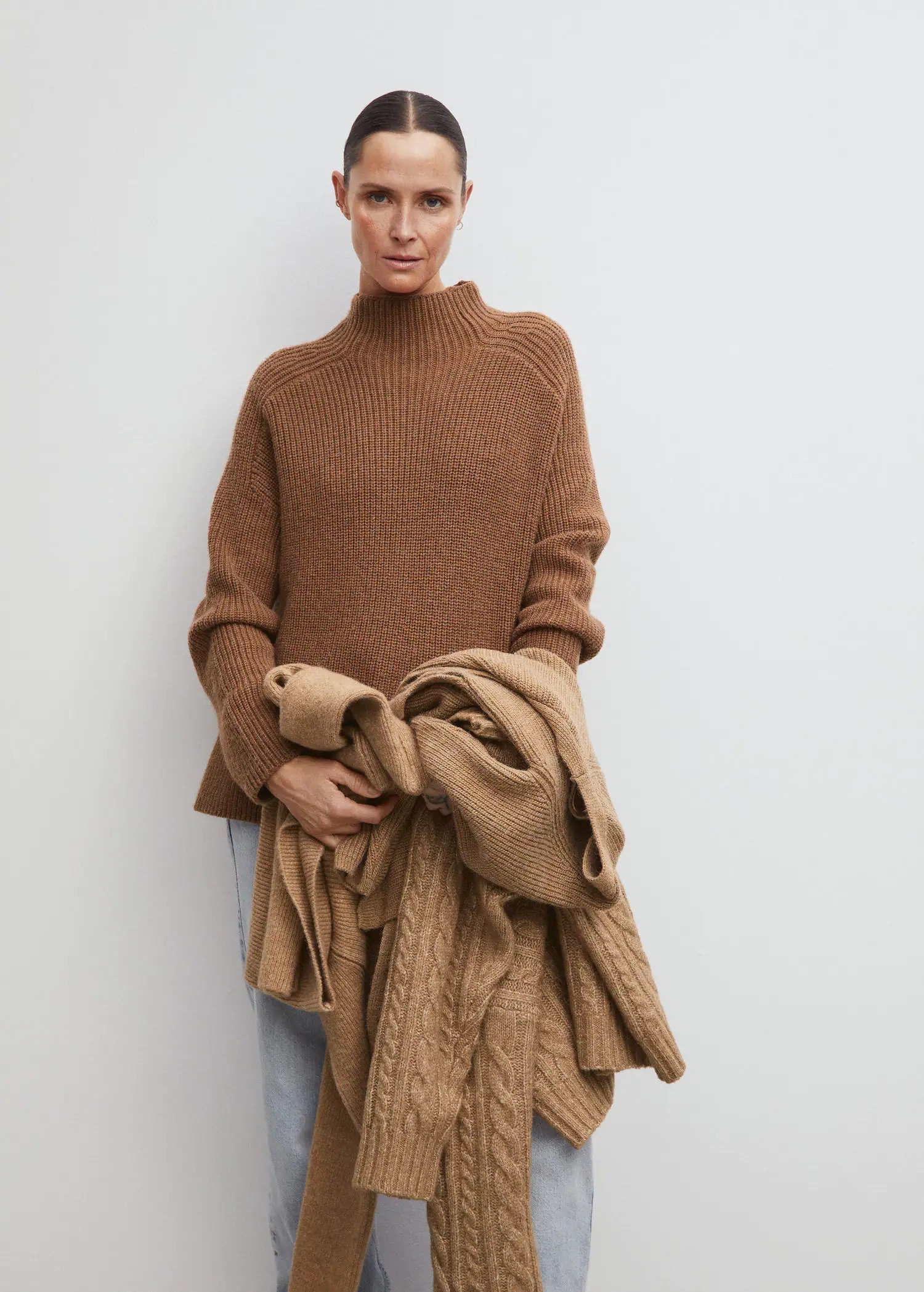 MANGO - COSY STAPLES