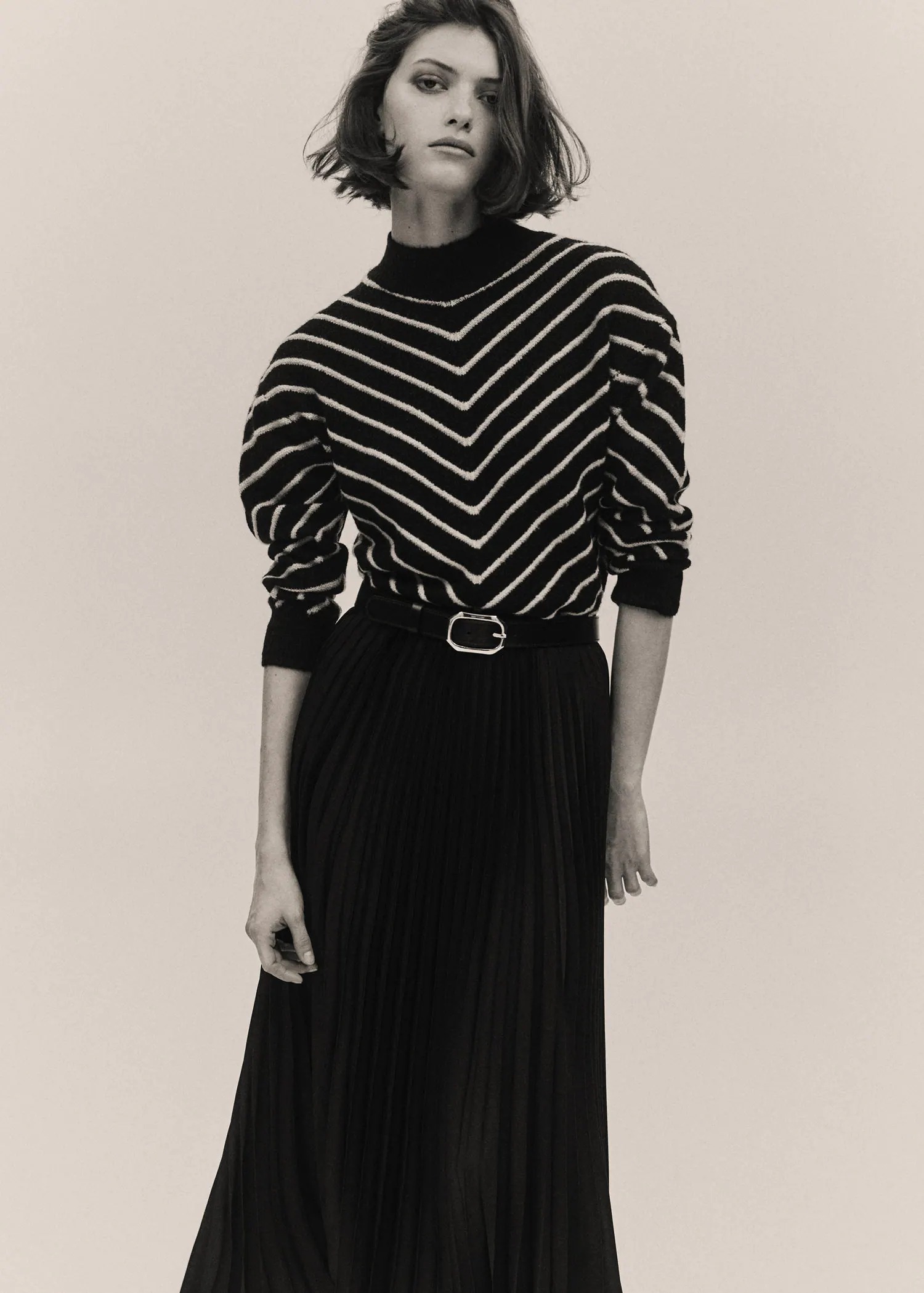MANGO - THE BLACK & WHITE EDIT