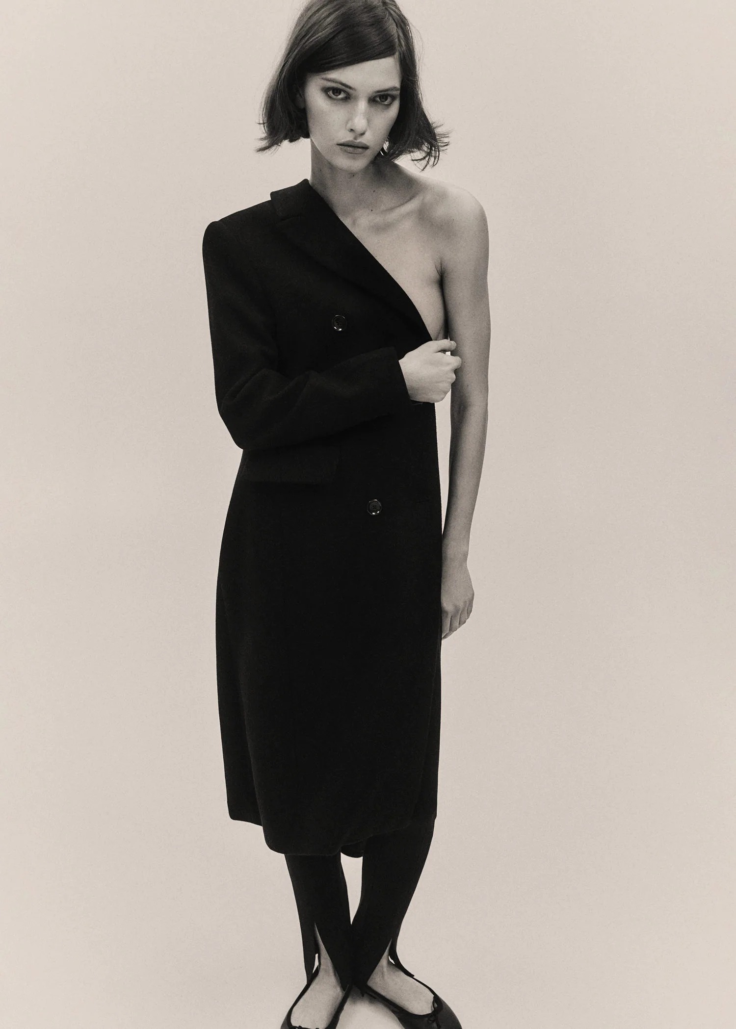 MANGO - THE BLACK & WHITE EDIT