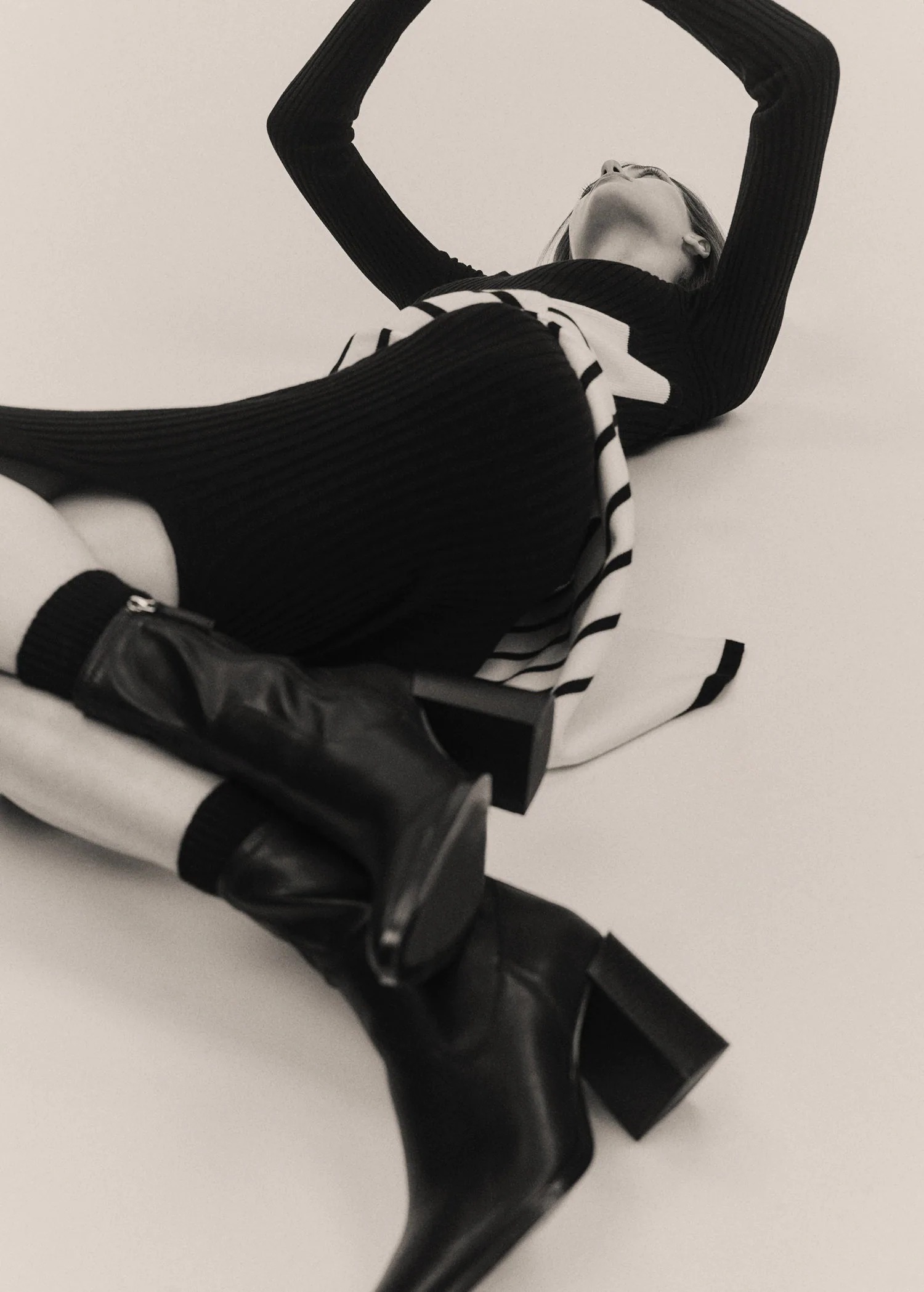 MANGO - THE BLACK & WHITE EDIT