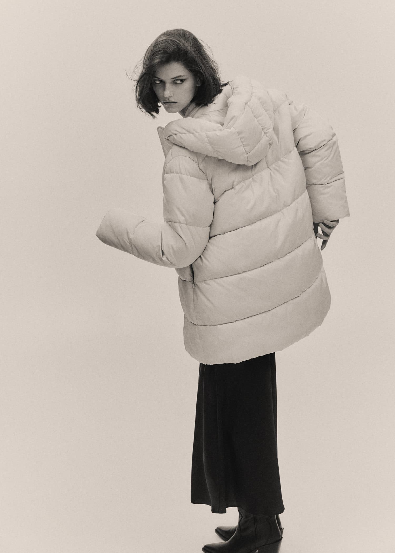 MANGO - THE BLACK & WHITE EDIT