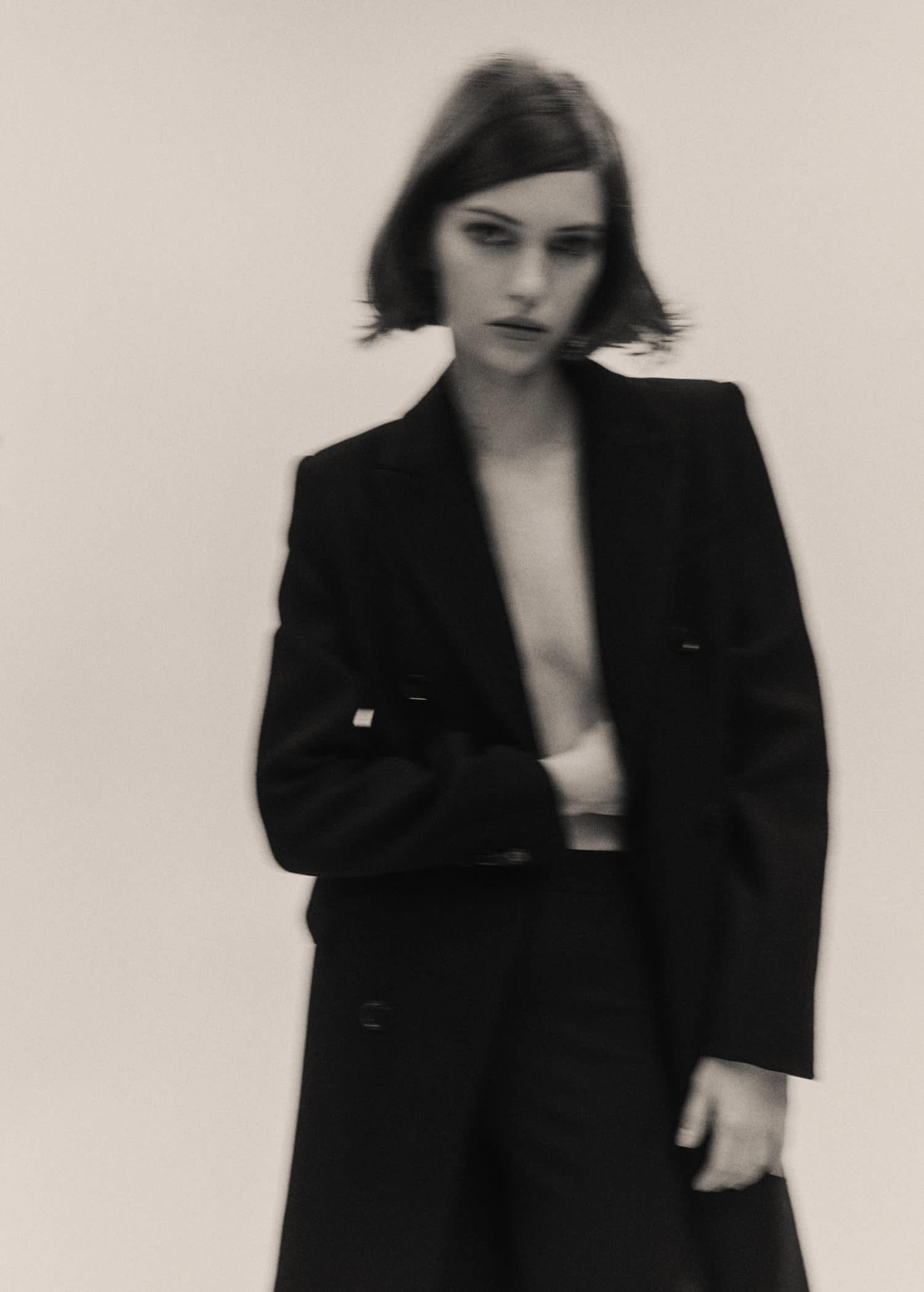 MANGO - THE BLACK & WHITE EDIT