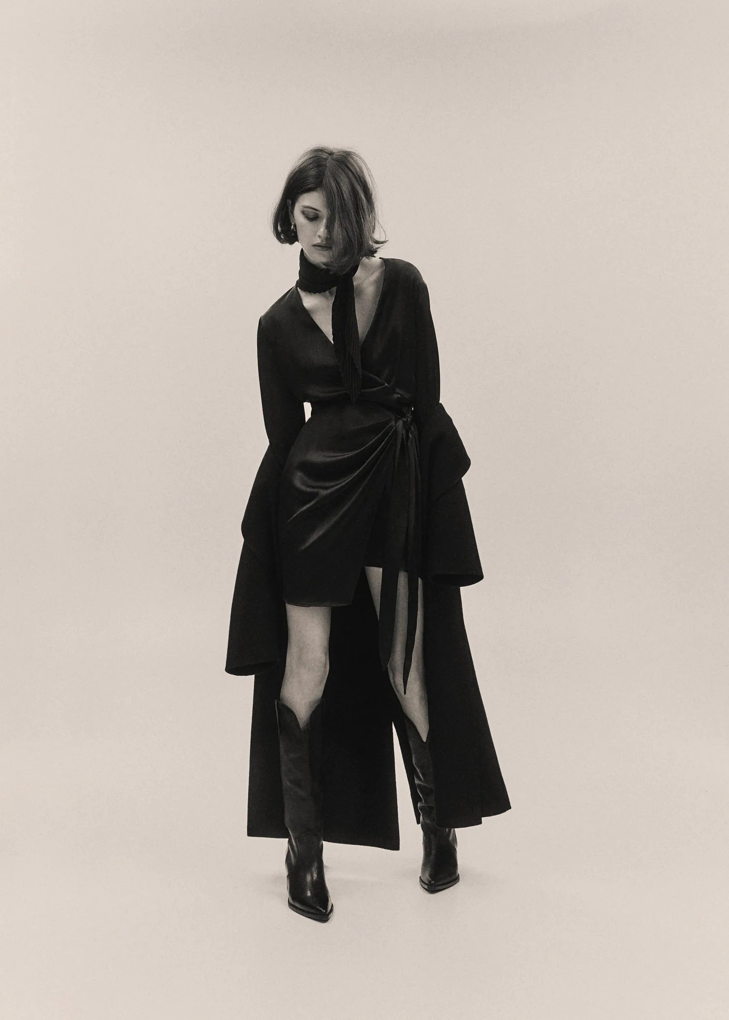 MANGO - THE BLACK & WHITE EDIT