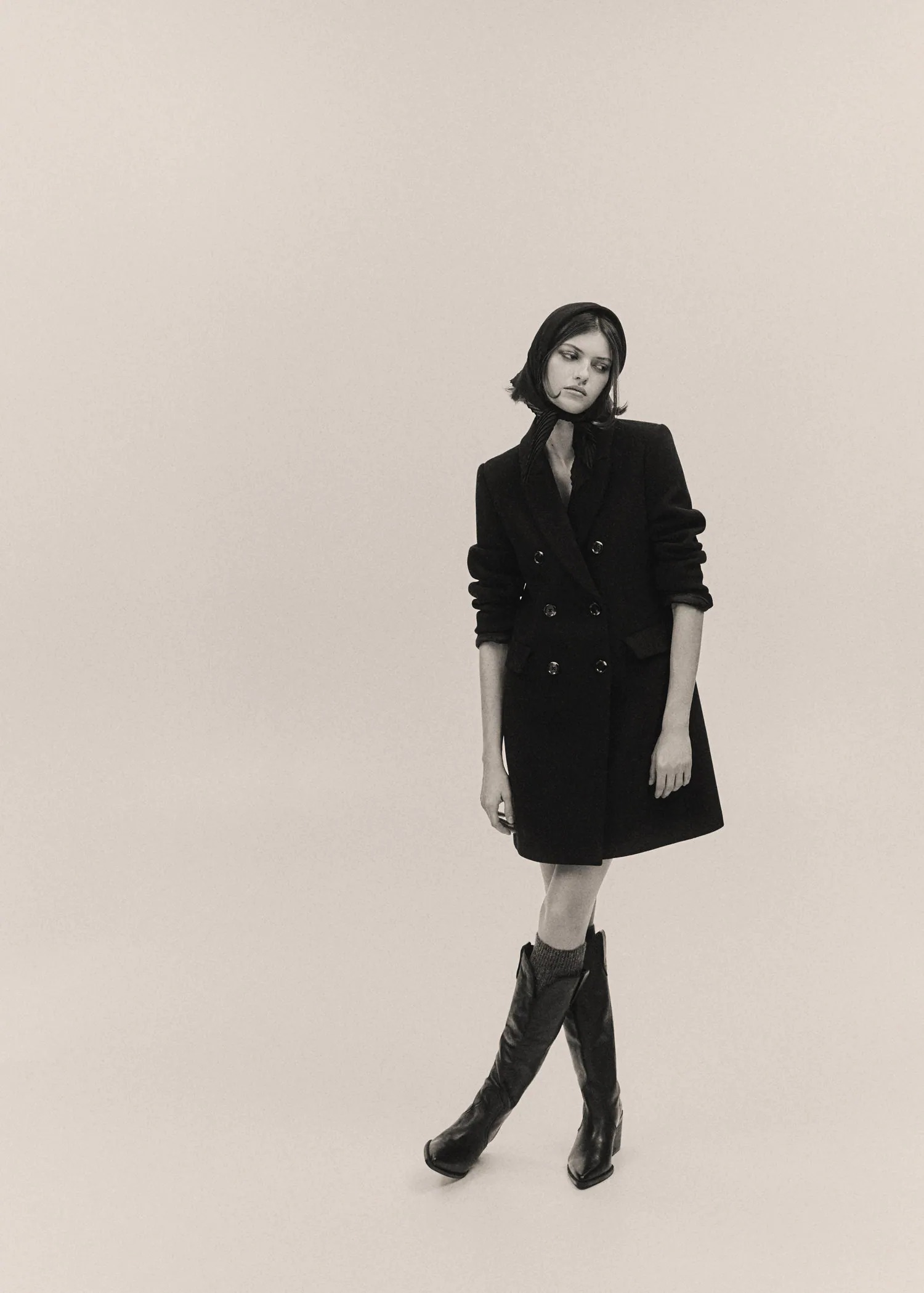 MANGO - THE BLACK & WHITE EDIT