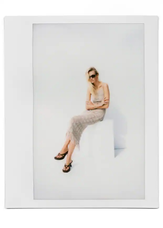 MANGO - ATTRACTING ATTENTION