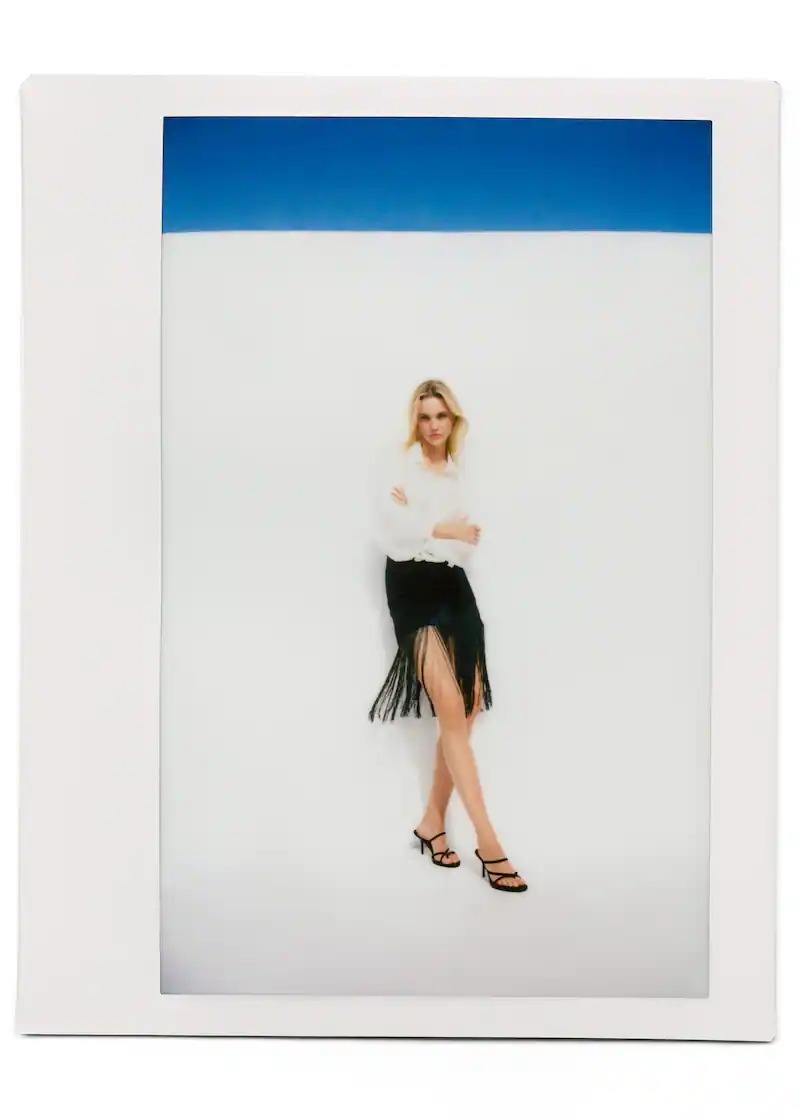 MANGO - ATTRACTING ATTENTION