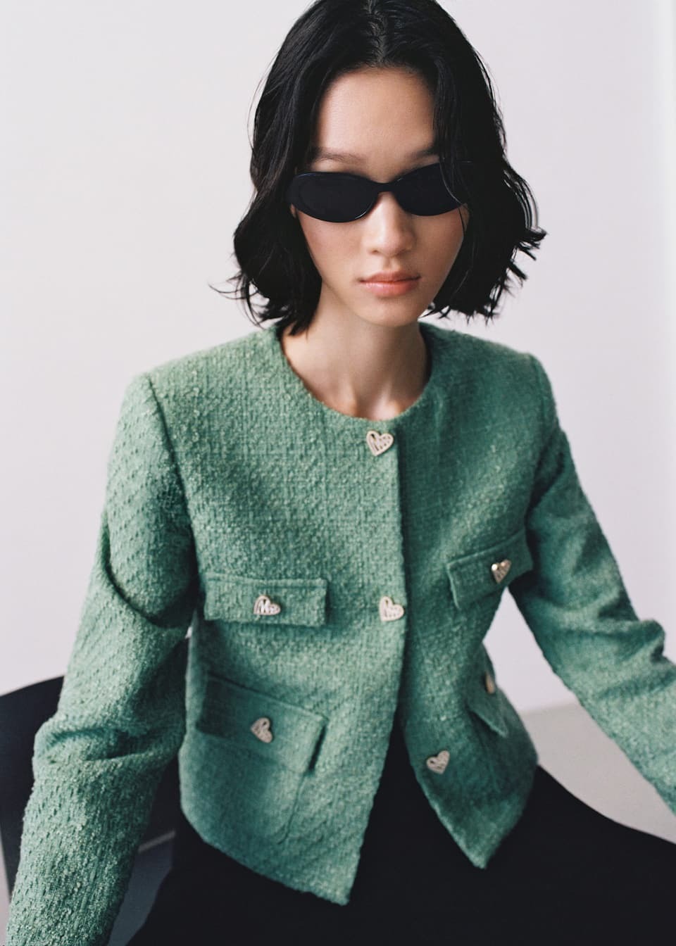 MANGO - TRANSITIONAL (RE)DRESSING