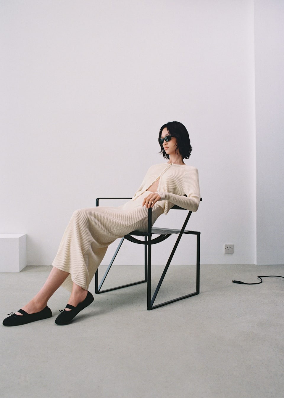 MANGO - TRANSITIONAL (RE)DRESSING