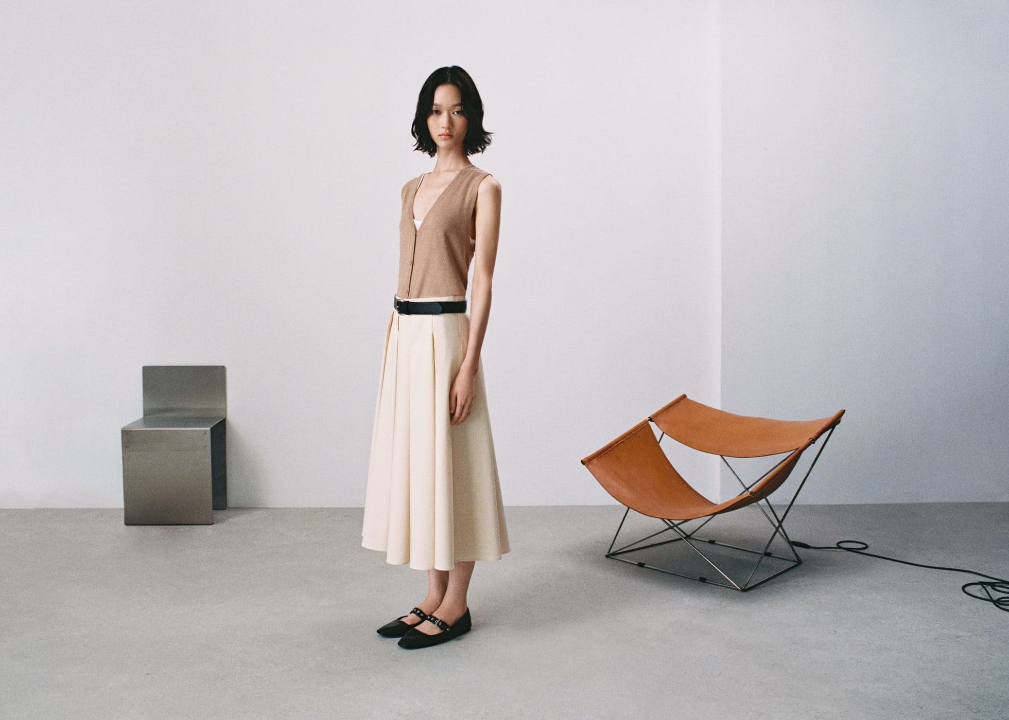 MANGO - TRANSITIONAL (RE)DRESSING