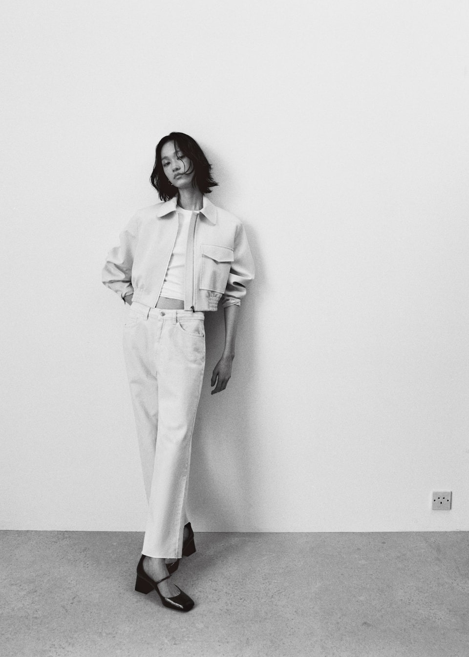 MANGO - TRANSITIONAL (RE)DRESSING