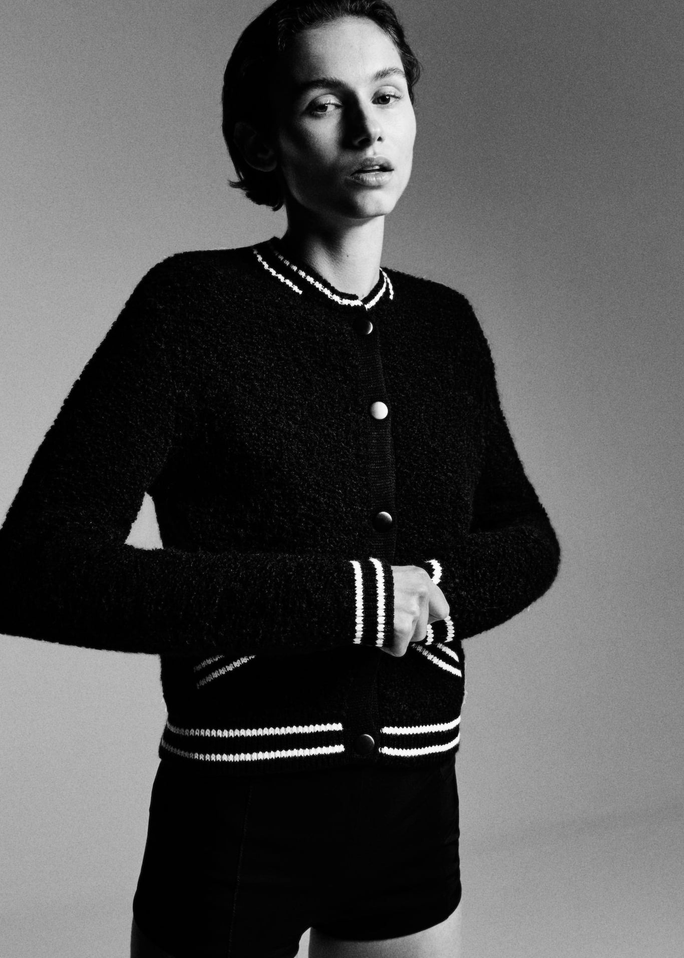 MANGO - BLACK IS BLACK