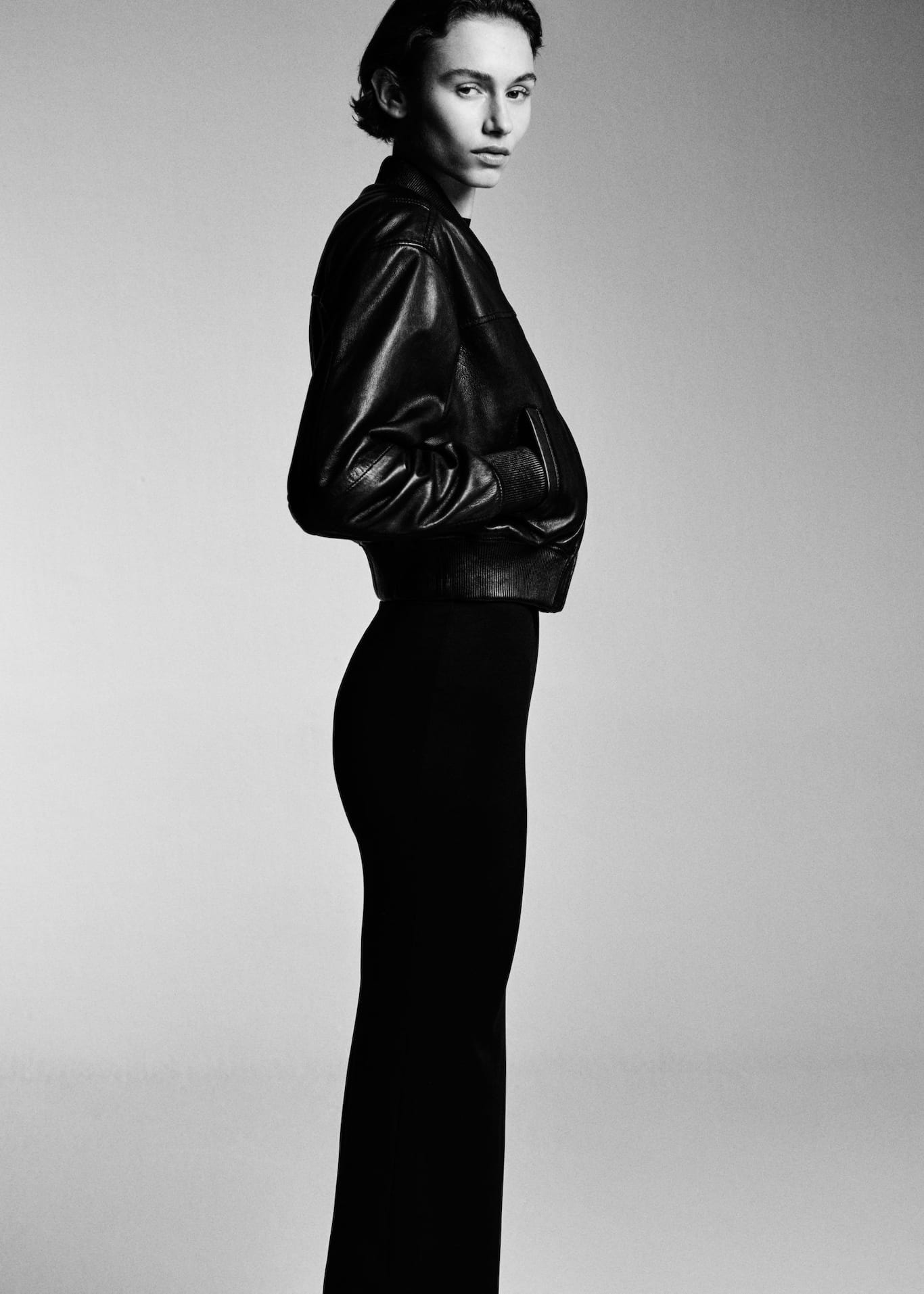 MANGO - BLACK IS BLACK