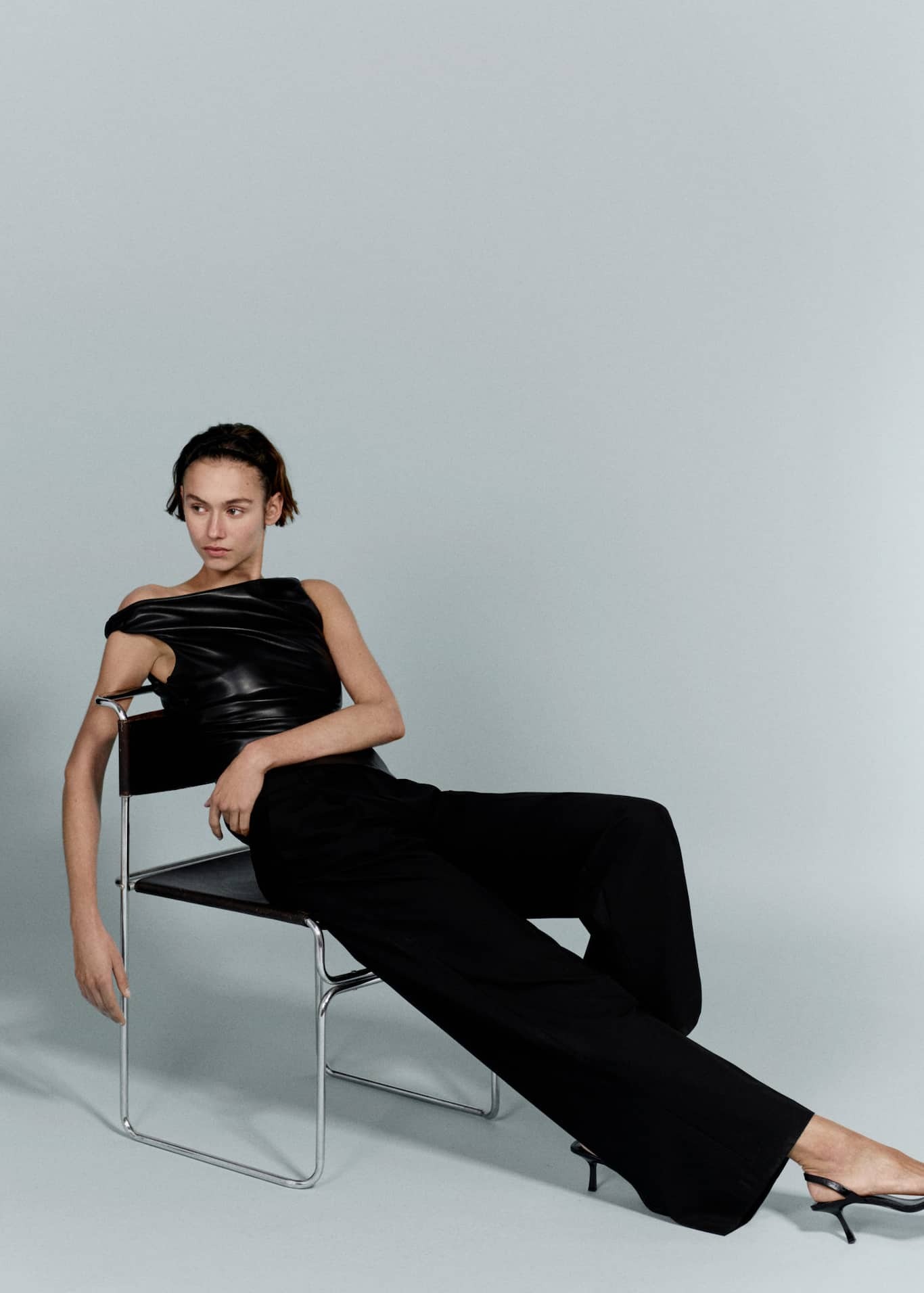 MANGO - BLACK IS BLACK