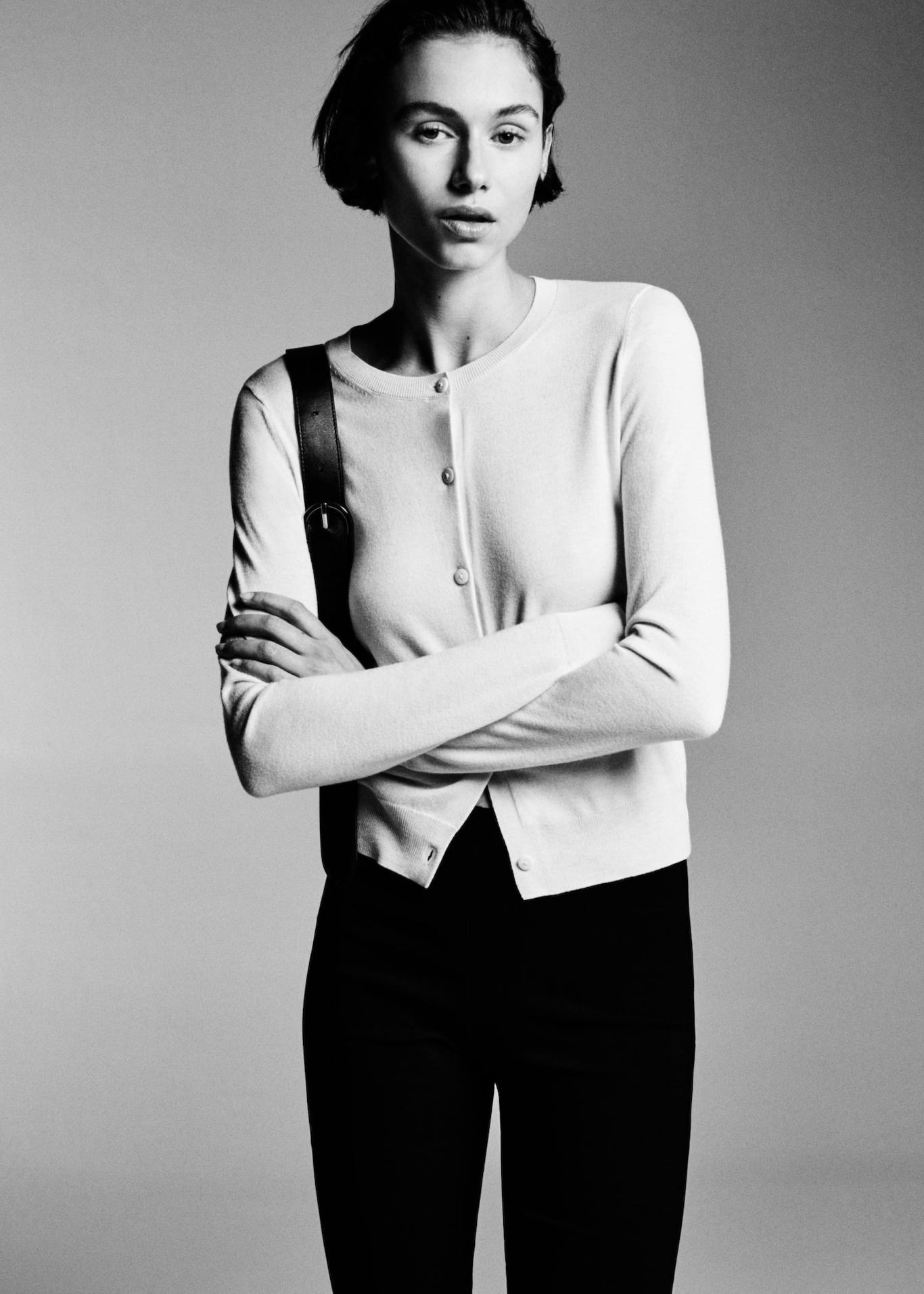 MANGO - BLACK IS BLACK