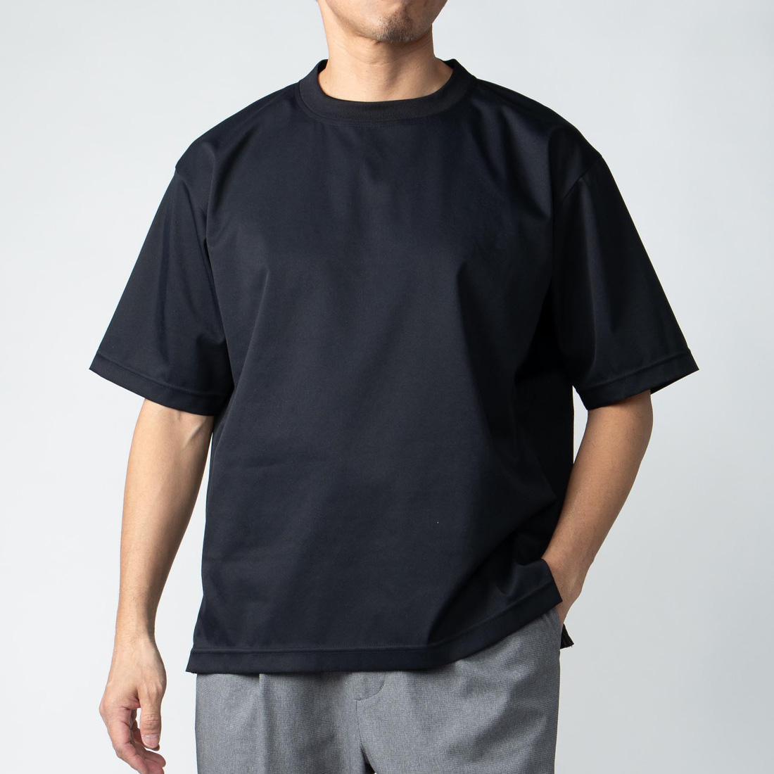 サイドジップTシャツ