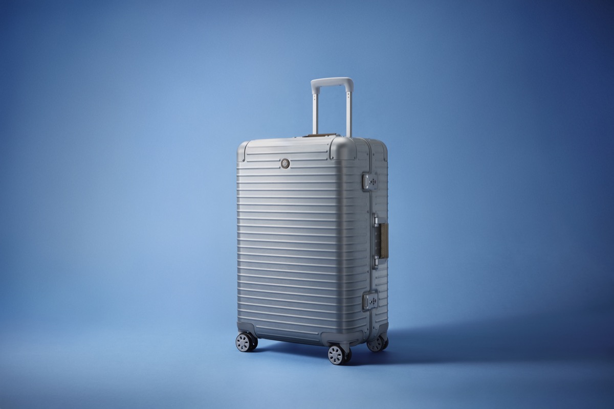 モヴェンツァ スーツケース