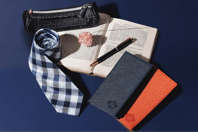FASHION GOODS SELECTION