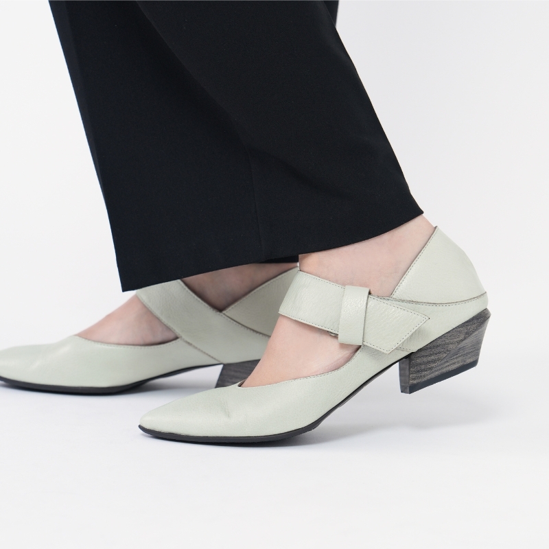 12768D アイボリー